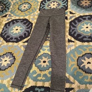 Aritzia TNA leggings